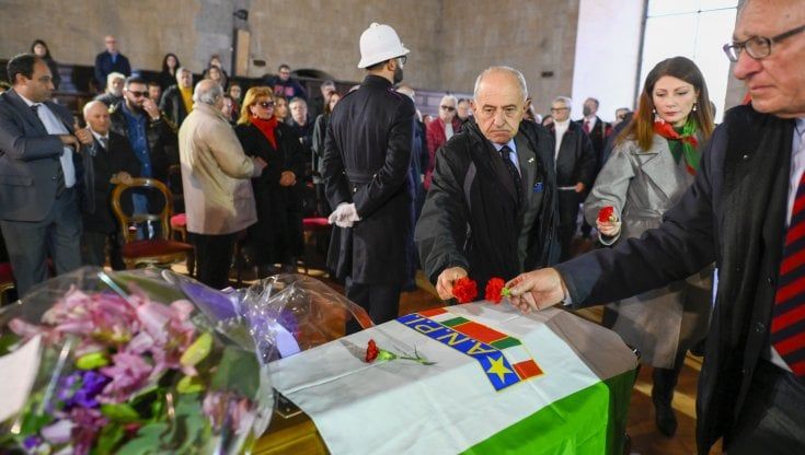 Napoli, il sindaco Manfredi: "Amoretti partigiano della libertà, la città deve portare avanti la sua testimonianza"