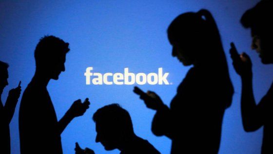 Il Garante della Privacy a Facebook: stop ai fake e trasparenza sui dati