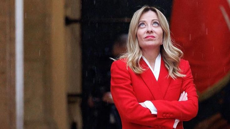 Quando chi comanda fa la vittima