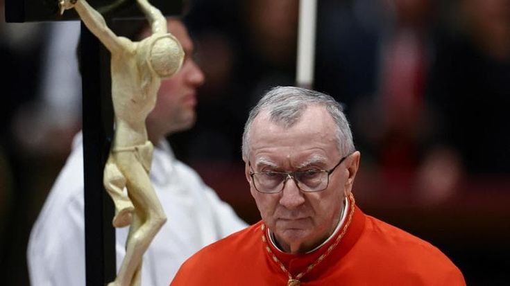 Parolin, per i bookmaker è il favorito per la successione del Papa. E ChatGPT è d’accordo