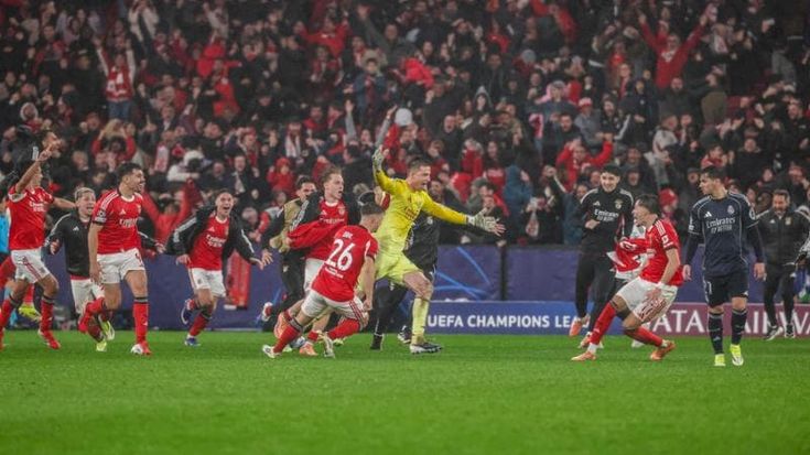 Mourinho infinito: un gol del portiere Trubin al 97’ al Real Madrid manda il Benfica ai play-off