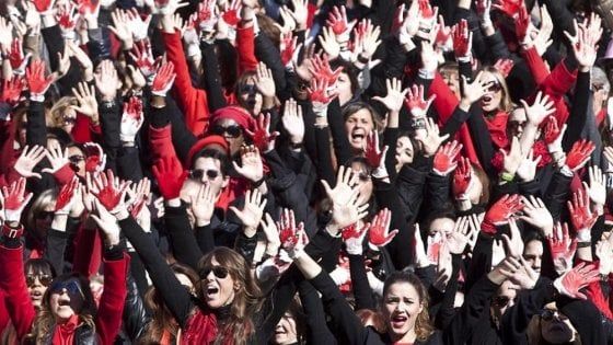 Giornata contro la violenza sulle donne, le iniziative a Parma