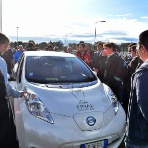Show Nissan a rEVolution - Electric Drive Days