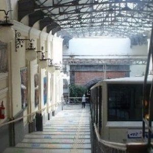 Napoli, il venerdì nero dei trasporti: il 22 giugno sciopero bus, metro e funicolari