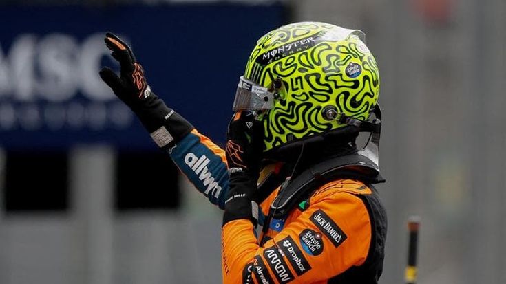 Norris vince la Sprint in Brasile e allunga per il titolo. Secondo Antonelli, quinto Leclerc