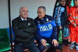 Stranieri, ora Tavecchio<br />chiede aiuto al Governo