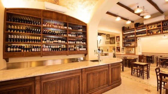 Pizza & pesce povero, il matrimonio si celebra a Trastevere