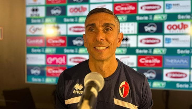 Verso Bari-Modena al San Nicola, Longo: “Sarà scontro diretto. Tutti disponibili, tranne Favasuli”