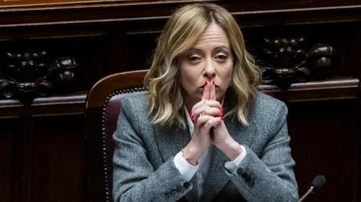 La velina di Palazzo Chigi difende i giornali di destra e si scaglia anche oggi contro Repubblica: “Siete voi ad attaccare la libera stampa”