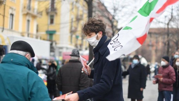 Comunali a Milano, le urne in mascherina, più social e zero piazze nelle elezioni del Covid