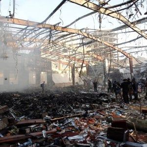 Yemen, raid della coalizione araba su funerale fatto su informazioni sbagliate