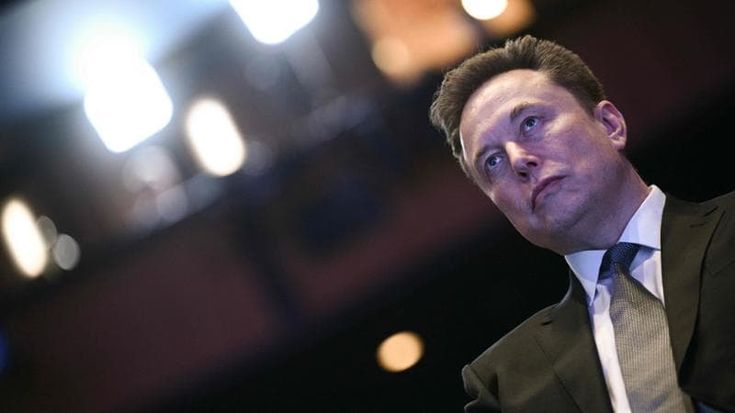 Francia, la procura apre un’inchiesta contro l’IA di Elon Musk: “Grok negazionista su Auschwitz”