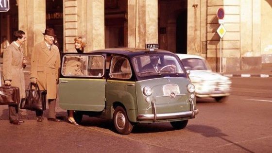 Fiat 600 Multipla show: conquista Londra