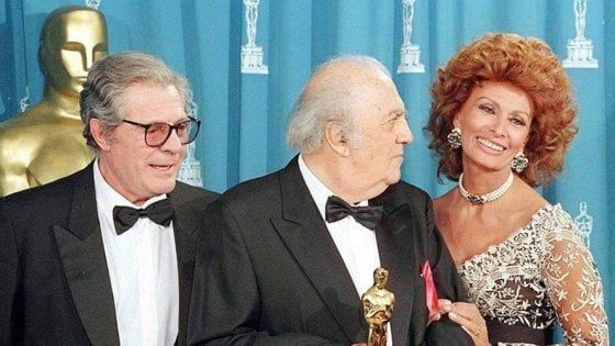 La Roma di Fellini: una passeggiata dentro ai film da Fontana di Trevi all'Eur 