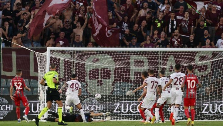Cremonese-Torino 1-2: Vlasic e Radonjic, granada da trasferta