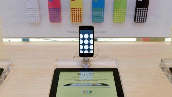 Gigabyte gratis ai tempi del coronavirus: le offerte degli operatori telefonici