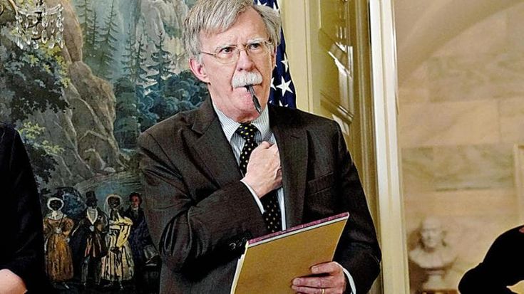 Bolton: “A Minneapolis errori e abusi di potere. Trump li pagherà”