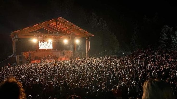Il festival Alta Felicità per i 10 anni si regala un giorno di musica in più