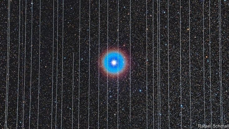 Il cielo è troppo pieno (di satelliti)