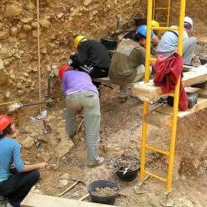 Snam, un team di archeologi per dare valore agli scavi