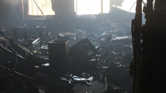Incendio al Palazzo di giustizia di Milano: distrutta la cancelleria centrale