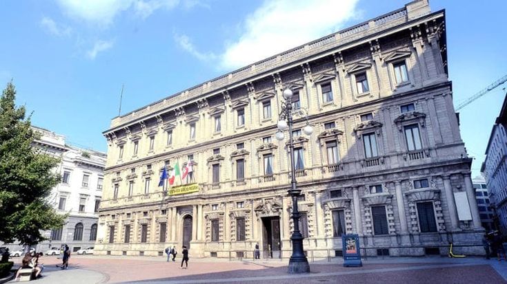 Rottamazione multe e tasse locali, non tutti i comuni aderiscono. Napoli e Roma dicono sì, Milano no