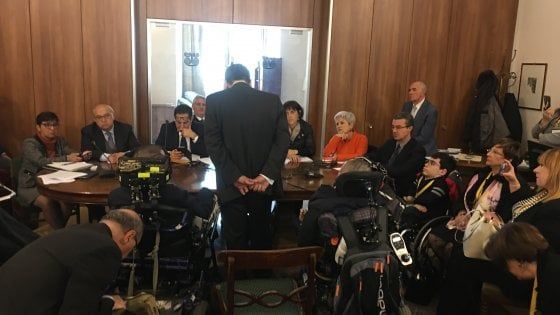 Disabili: audizione all'Ars sui fondi. Crocetta: "Una tassa per finanziare l'assistenza"