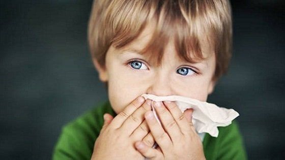 Raffreddore nei bimbi, negli Usa il 50% dei genitori punta su metodi non scientifici