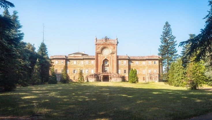 Toscana, lo Stato valuta l'acquisto del castello di Sammezzano