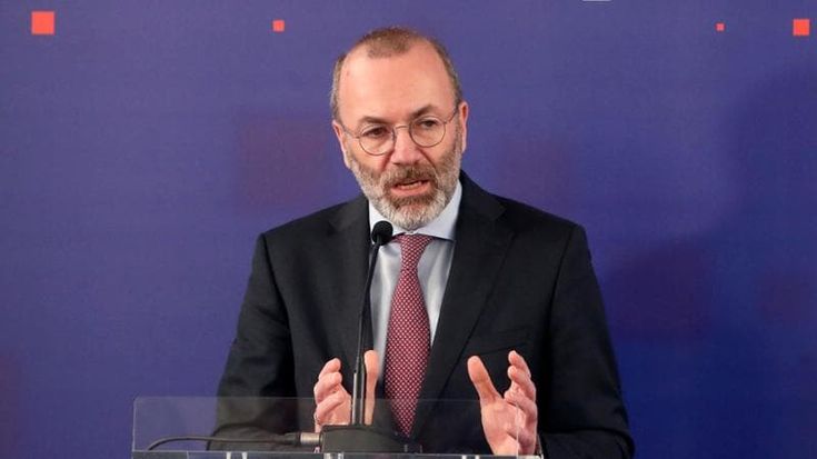 Weber: “Il mondo è cambiato, l’Unione deve accelerare su politica estera e difesa”