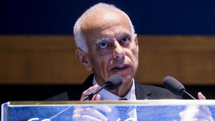 Vecchione prorogato Ira Pd e 5S sul premier: “Sui vice dei servizi decideremo noi”