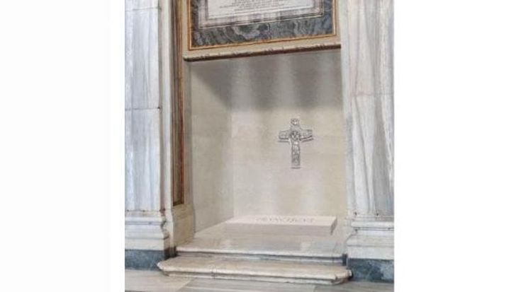 Ecco la tomba di papa Francesco a Santa Maria Maggiore