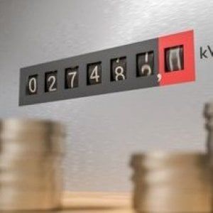 Energia, bollette meno care: -5,4% per l'elettricità, fermo il gas