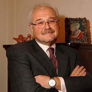 Beneficenza, AgCom agli operatori tlc: "No a quota donazioni come compenso"