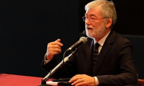 Primarie Pd, maxi-tavolata per lanciare la Paita oggi Cofferati risponde a teatro