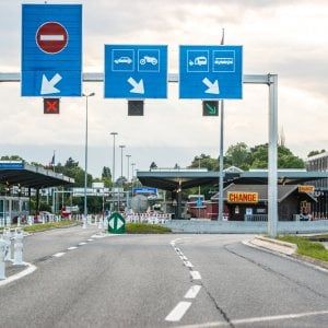 Commercio, il caso svizzero: con i negozi chiusi la domenica rotta verso Italia, Francia e Germania