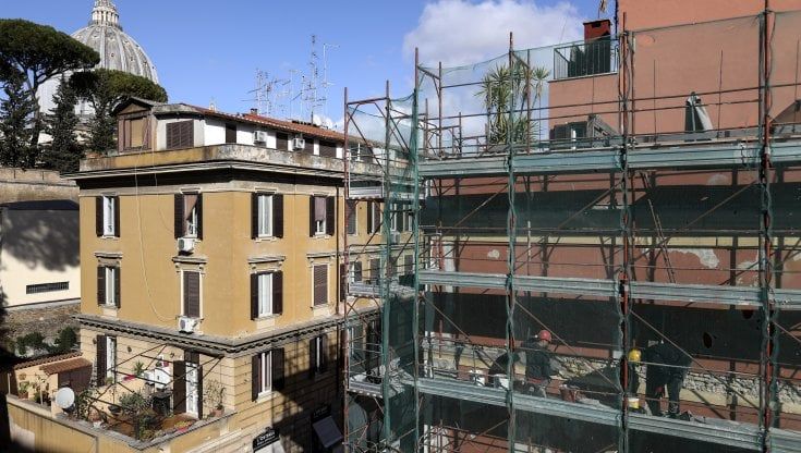 Case green: l'impatto della direttiva europea sul mercato immobiliare