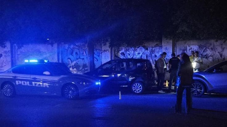 Latina, spari da un’auto in corsa: ucciso un 30enne del Gambia
