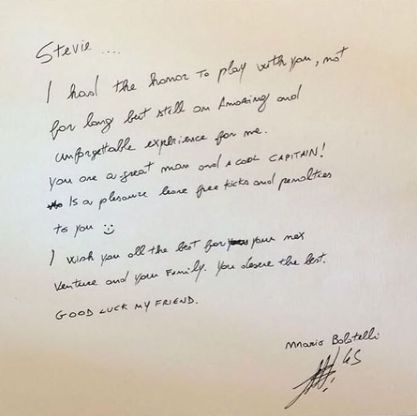 Premier League, Balotelli scrive lettera a Gerrard: "Un onore giocare con te"