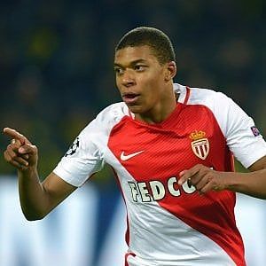 Calcio, Mbappé meglio di Messi e Mertens: nessuno 'produce' gol quanto il francese