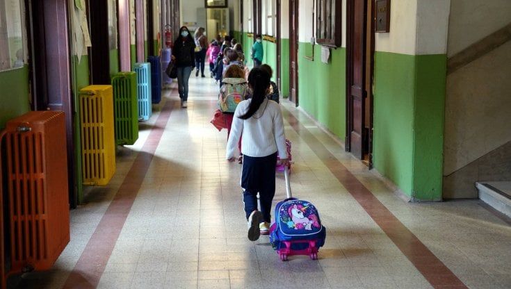 Scuola, in Puglia l'udienza del Tar per decidere sulla chiusura: Emiliano davanti ai giudici amministrativi