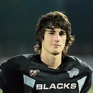 Giocatore di football americano muore in moto a 23 anni. Un mese fa un compagno di squadra ucciso da una valanga 