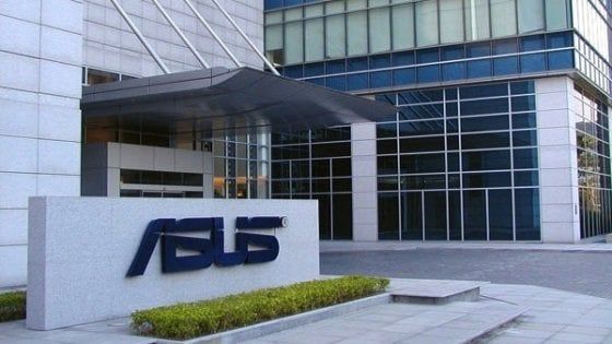 Asus, bucato programma per gli aggiornamenti: a rischio centinaia di migliaia di computer