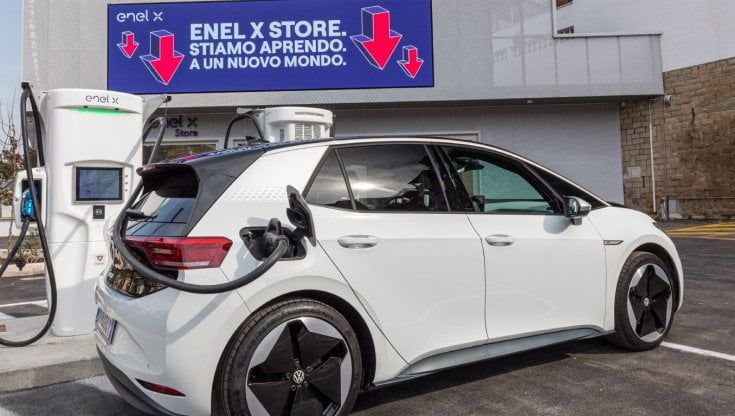 Roma, dove la ricarica elettrica corre veloce 