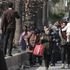 Battaglia ad Aleppo tra curdi ed esercito di al Sharaa. Il governo: “Oltre 100mila civili in fuga”