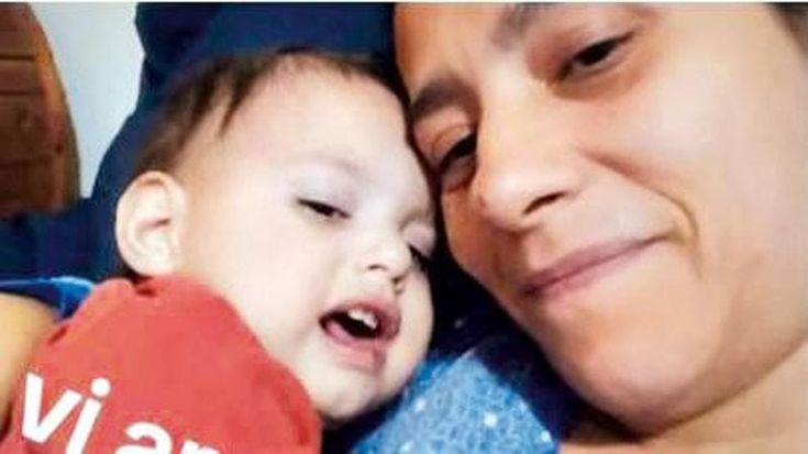 Il capo, la veterana e le giovani leve: al vaglio le chat dei medici indagati per morte di Domenico