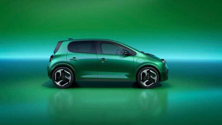 Compatte, scattanti e silenziose: l'inarrestabile ascesa delle citycar elettriche