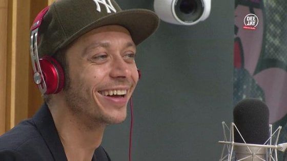 MotoGp, Rossi: "Anno difficilissimo, ma correrò finché sarò competitivo"