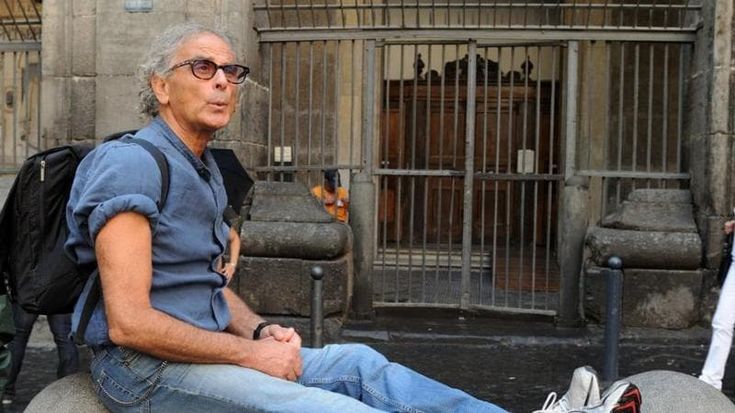 Antonio Capuano: “Sommerso dall’onda mi hanno salvato i ragazzi. È stato un colpo di testa...”
