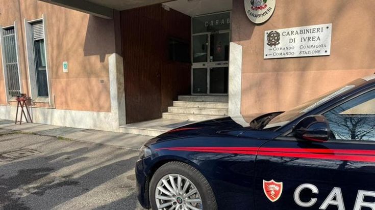 Villa del Canavese trasformata in casa a luci rosse: indagato un 59enne